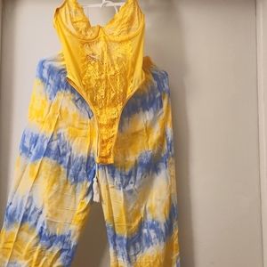 Women's wear two piece